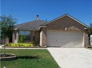 9845 Rockledge Rd, Fort Worth, TX 76108