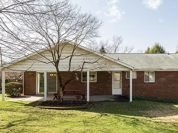 2nd image of 2802 Jo Alyce Dr