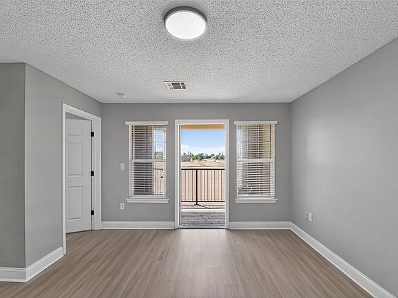 4th image of 4601 College Dr #972b65d6b