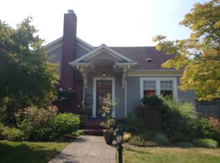 4607 SW Frontenac St, Seattle, WA 98136