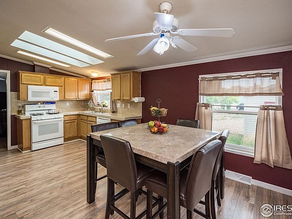 3rd image of 3318 Bluegrass Cir