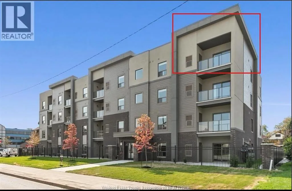 2 bed, 2.0 bath, 1115 sqft, $1,995 — Photo 2