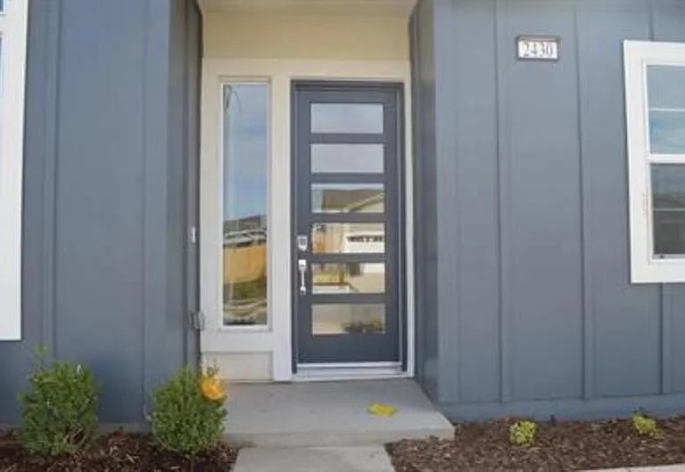 2430 Bastidas Dr — Photo 6