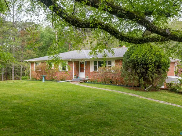 165 Smith Dr, Attalla, AL 35954