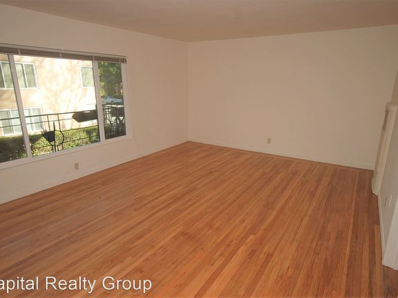 4th image of 221 N El Camino Real APT K