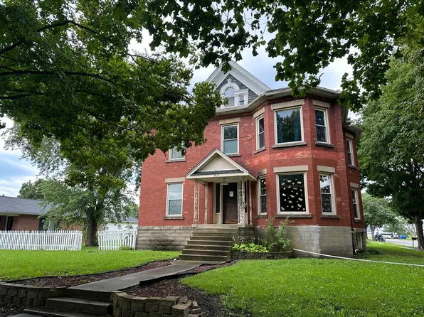 217 W Hamilton St, Odell, IL 60460