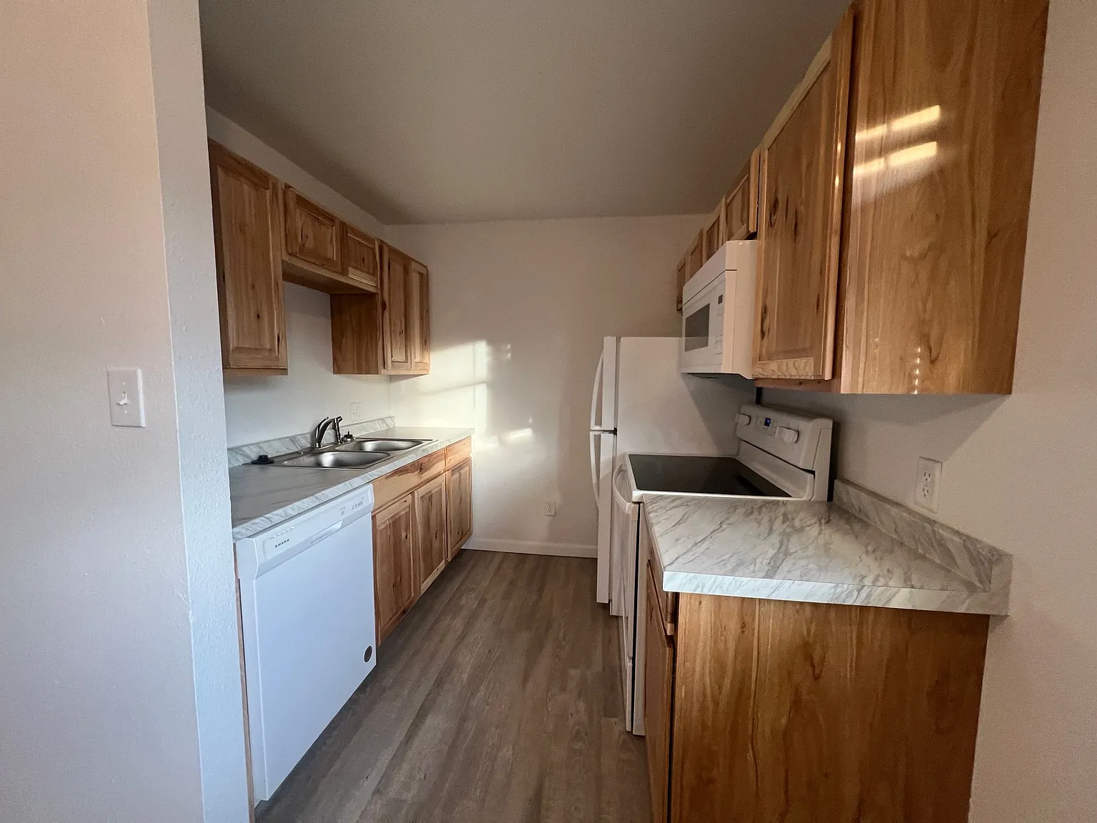 1 bed, 700 sqft, $900 — Photo 4