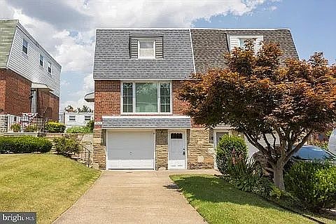 2nd image of 3545 Fitler St