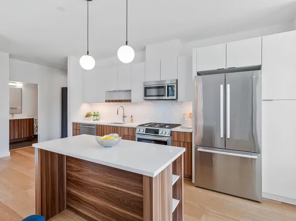 7175 12th St NW #302, Washington, DC 20012