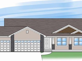1041 W 22nd St S, Newton, IA 50208