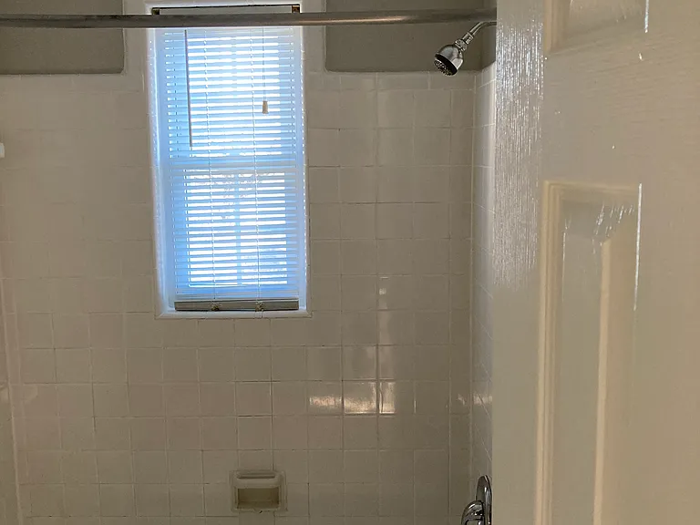 2305 Farrington Ave #303 — Photo 11