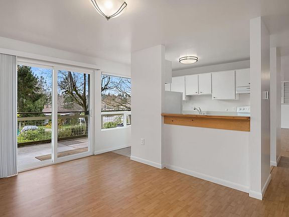 Kitchen and dining 