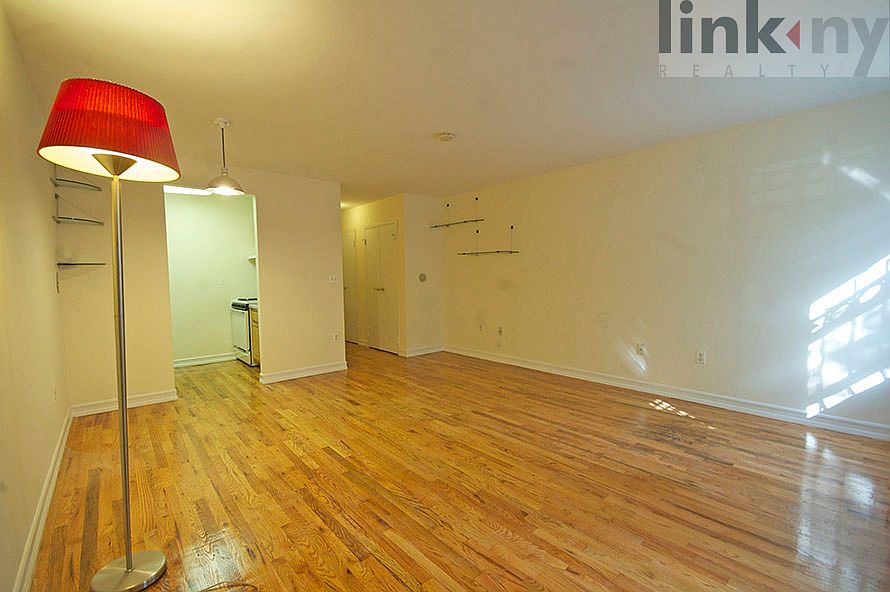 1st image of 15 E 129th St APT C