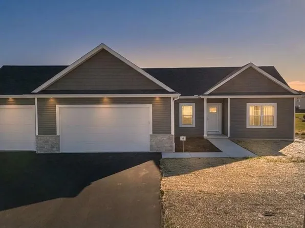 1702 Kyle Circle, Beloit, WI 53511