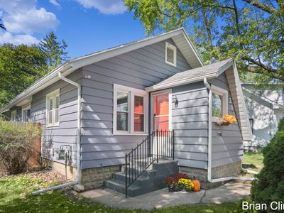 2033 Melita Ave NE, Grand Rapids, MI, 49505