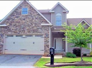 5 Robert De Brus Cir, Anderson, SC 29621
