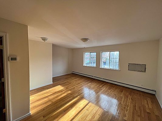 5th image of 13 Harper Ct #1