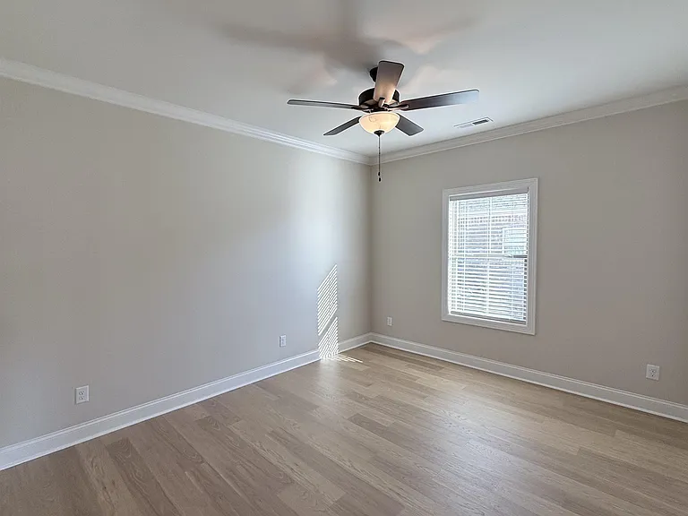 26430 Birkshire Ln — Photo 27