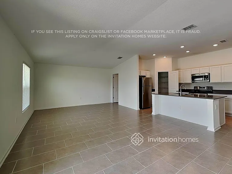 3043 Blue Bonnet Ln — Photo 3