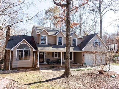 726 Lake Vista Dr, Forest, VA, 24551