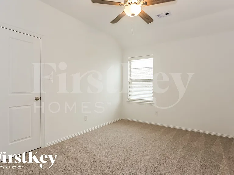 10539 Dolce Ln — Photo 15