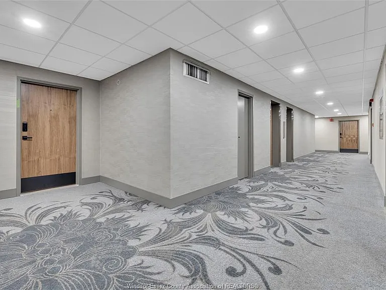 5125 Riverside Dr E #604 — Photo 8