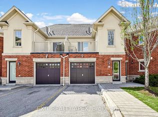 3395 Thomas St N #4, Mississauga, ON L5M 0P7