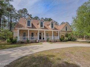 15940 Lovegrass Lane, Wagram, NC 28396