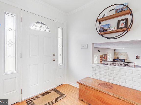 4th image of 5016 Baffin Bay Ln