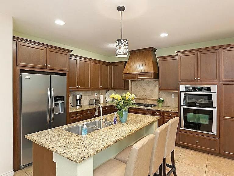 1st image of 15572 Paseo Del Sur #1