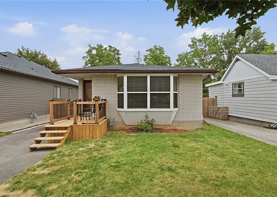 1st image of 13 Mercer Rd