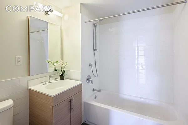 Rented by Compass | media 24