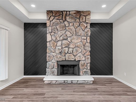 4th image of 4709 Edgewood Dr