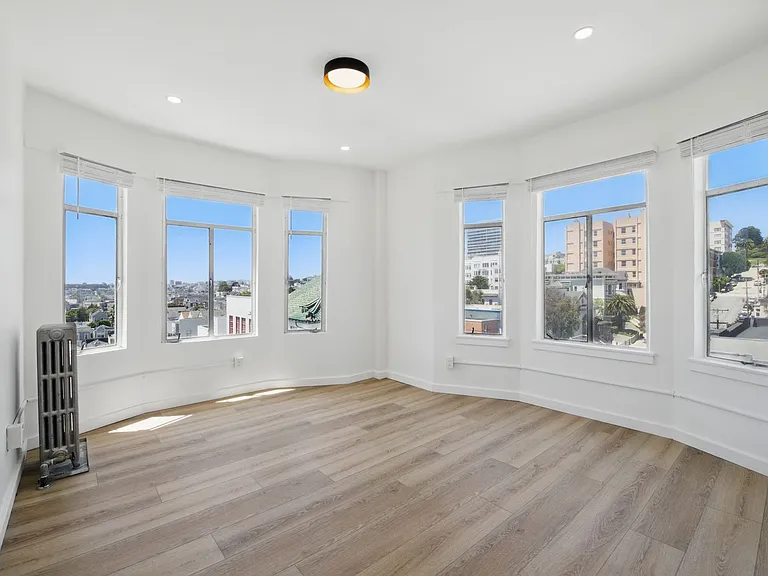 1700 Octavia St #606 — Photo 10
