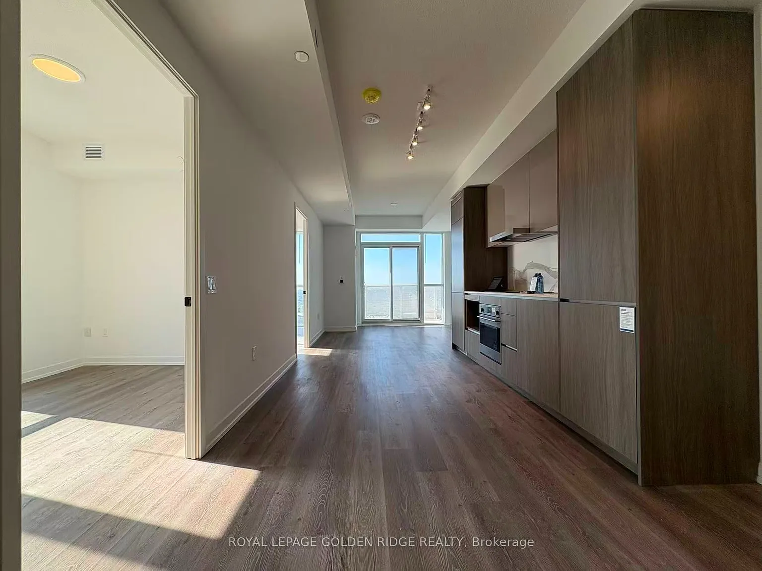Festival Condominiums Tower D — Photo 3
