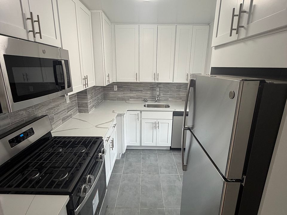 1st image of 67-35 186th Ln #2222
