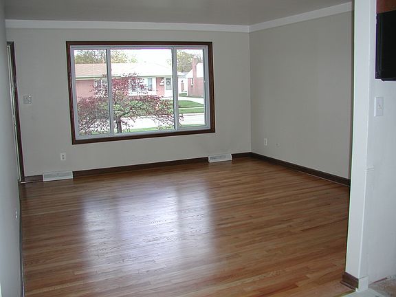 5th image of 34059 Majestic St