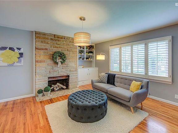 5th image of 4921 Rock Creek Ln