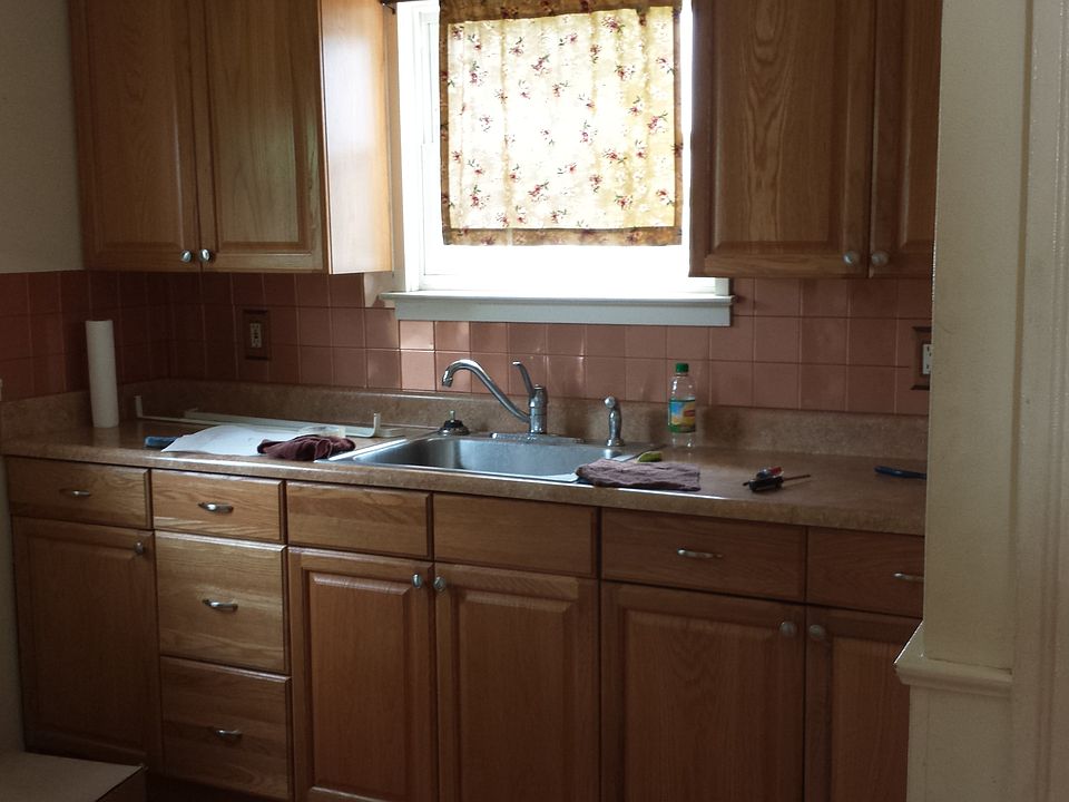 2nd image of 6790 Winthrop St