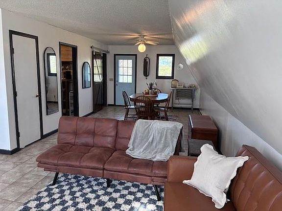 5th image of 120 Hideaway Rd