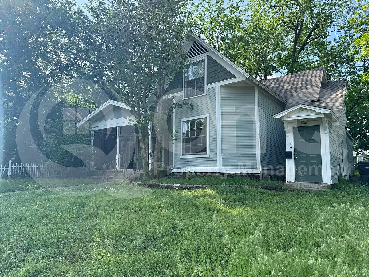 2 bed, 1.0 bath, 800 sqft, $1,250 — Photo 3