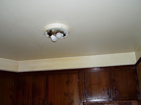 4th image of 1181 Hull Ave