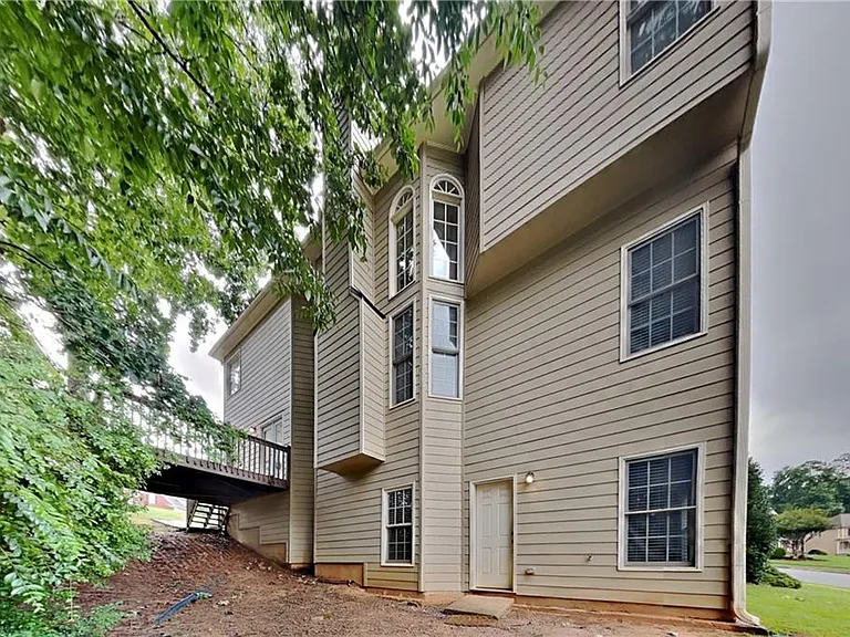 3930 Summit Gate Dr — Photo 24