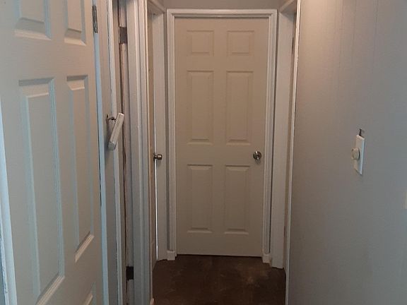 5th image of 7103 Clover Ln