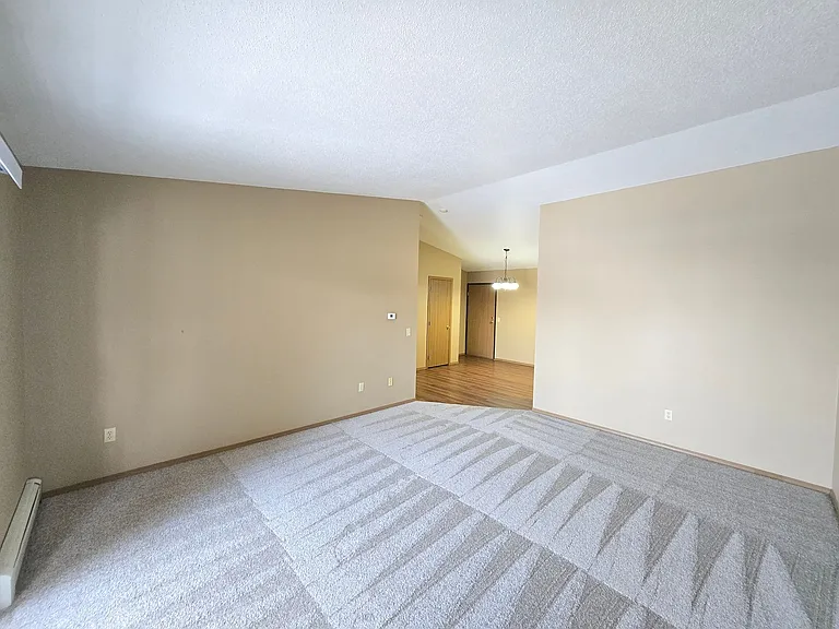 Christopher Place Apartments — Photo 6
