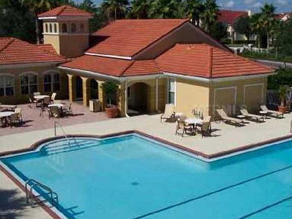 5th image of 18001 Richmond Place Dr APT 1134