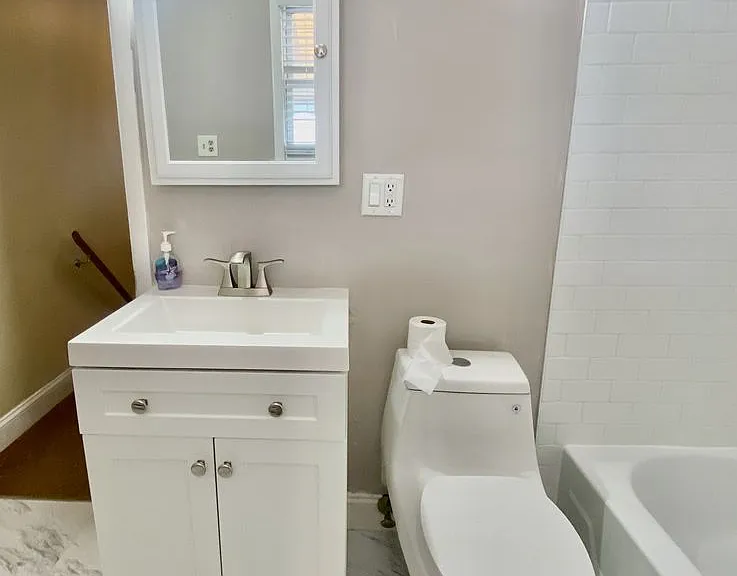 2436 S Mole St — Photo 12