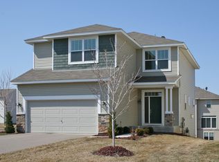 1798 Switchgrass Cir, Shakopee, MN 55379