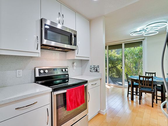 3rd image of 505 Cypress Point Dr Unit 275