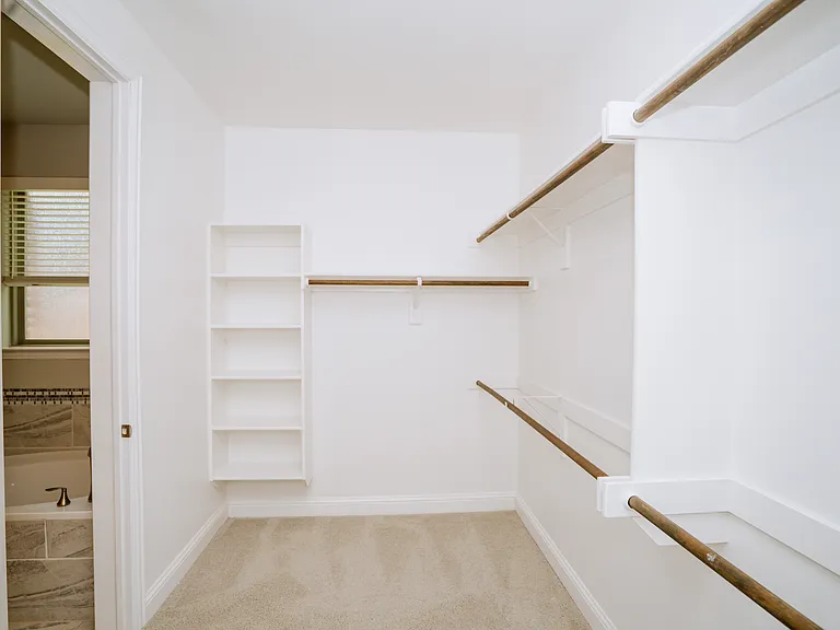 2620 Walnut Creek Ln — Photo 14